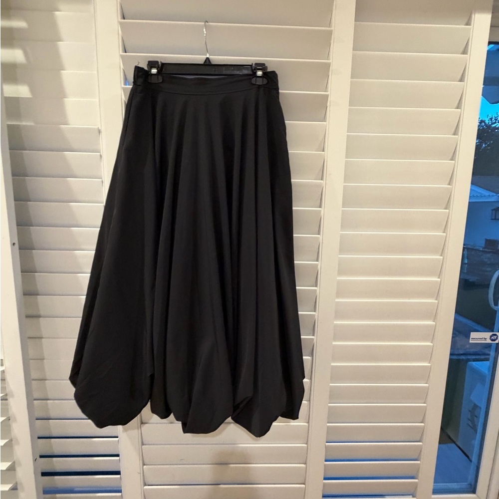 Cos skirt bubble hem